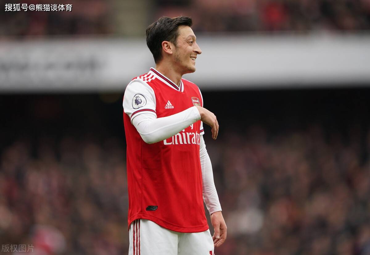 包含数据复盘：阿森纳常规赛对阵费内巴切，石宇奇效率值爆表的词条